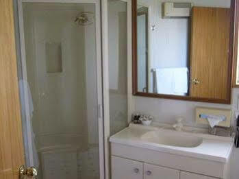 Asure Chelsea Gateway Motor Motel 4*